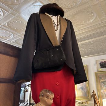 Jinxed Manayunk - Used, Vintage & Consignment Near Me - Philadelphia, Pennsylvania Jinxed Manayunk - Used, Vintage & Consignment Near Me - Philadelphia, Pennsylvania