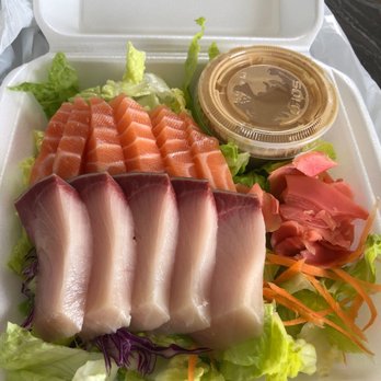Ahi & Vegetable - Ala Moana - Hamachi and Salmon Salad with Mild Dressing. - Poke Near Me - Honolulu, Hawaii Ahi & Vegetable - Ala Moana - Hamachi and Salmon Salad with Mild Dressing. - Poke Near Me - Honolulu, Hawaii