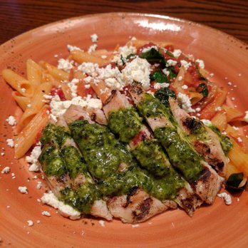 Kelseys Original Roadhouse - Tomato penne with grilled chicken - Comfort Food Near Me - Bowmanville, Ontario