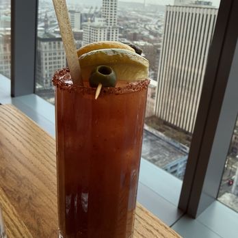 Charlotte Restaurant & Lounge - New American Near Me - Seattle, Washington