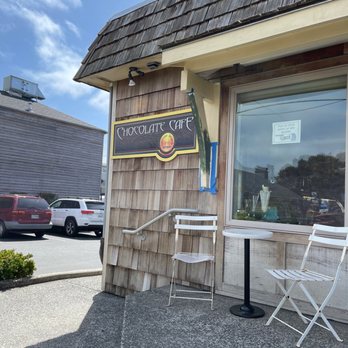 Chocolate Café - the outside of the building - Desserts Near Me - Cannon Beach, Oregon Chocolate Café - the outside of the building - Desserts Near Me - Cannon Beach, Oregon