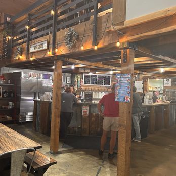 Tin Cap - Cideries Near Me - Wilmington, Ohio