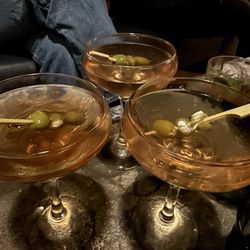 Backstage - Martini