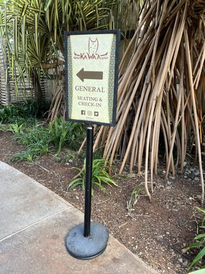 KA WA'A - A LŪ'AU by null