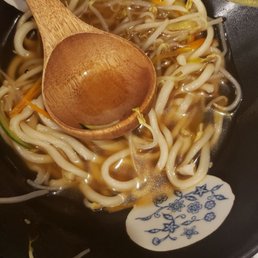Beef noodle soup tasted like they put the thickist Italian pasta into soup and filled it with all the wrong spices.