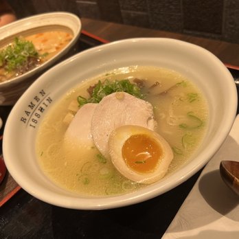 Ramen Isshin - Chicken Shio Ramen & Vegetable Red Miso Ramen - Ramen Near Me - Toronto, Ontario Ramen Isshin - Chicken Shio Ramen & Vegetable Red Miso Ramen - Ramen Near Me - Toronto, Ontario