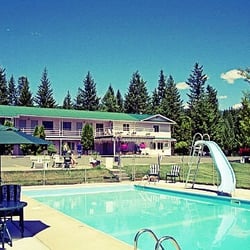 Clearwater Country Inn and RV Park