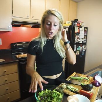 The Cupcake Dietitian - Virtual cooking class during HikYoga Fest! - Nutritionists Near Me The Cupcake Dietitian - Virtual cooking class during HikYoga Fest! - Nutritionists Near Me