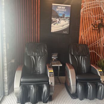 Mauto Wash - Massage chairs - Car Wash Near Me - North Miami, Florida Mauto Wash - Massage chairs - Car Wash Near Me - North Miami, Florida