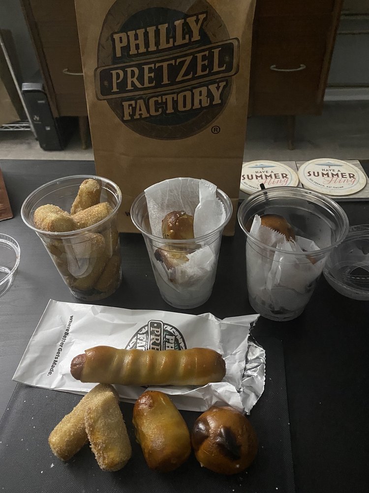 PHILLY PRETZEL FACTORY Updated October 2024 26 Photos & 33 Reviews