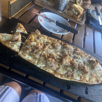 Finneys Crafthouse - Porter Ranch - Garlic sausage pizza - New American Near Me - Porter Ranch, California Finneys Crafthouse - Porter Ranch - Garlic sausage pizza - New American Near Me - Porter Ranch, California