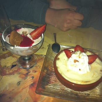 Ummagumma - Tiramisu fruit rouge (je crois) et cheesecake citron - French Near Me - Marseille, 13 Ummagumma - Tiramisu fruit rouge (je crois) et cheesecake citron - French Near Me - Marseille, 13