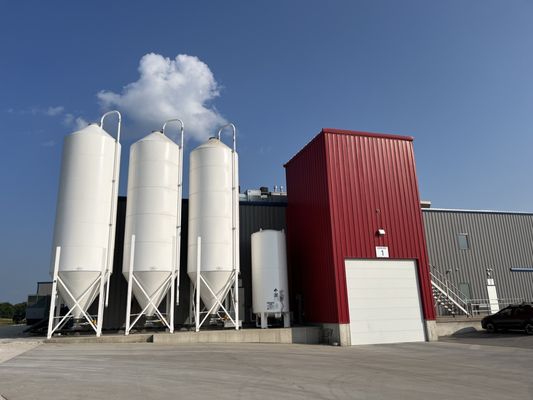 Toppling Goliath Brewing Co by null
