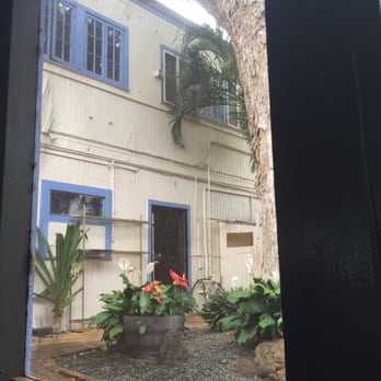 Coffee Gallery - Right behind me - Coffee & Tea Near Me - Haleiwa, Hawaii