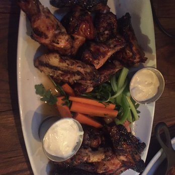 Prato 850 - Maple bacon jam wings and sweet chili wings - Gastropubs Near Me - Commack, New York