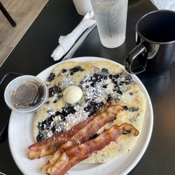Squaretoe's Restaurant - Blueberry pancakes and bacon