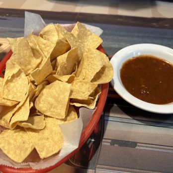 Wahoo's Fish Tacos - Chips and Salsa - Mexican Near Me - Norco, California