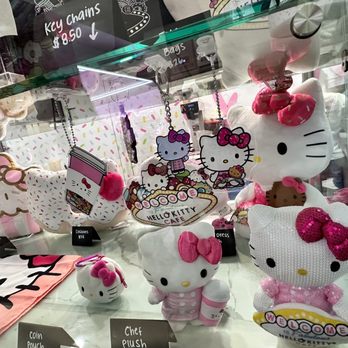 Hello Kitty Cafe - Themed Cafes Near Me - Las Vegas, Nevada