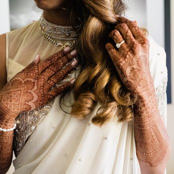 Henna San Diego - On the wedding day. The color turned out beautiful! - Henna Artists Near Me Henna San Diego - On the wedding day. The color turned out beautiful! - Henna Artists Near Me