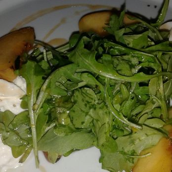 7th & Carson - Grilled peach and burrata salad - New American Near Me - Las Vegas, Nevada