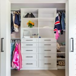 The Tailored Closet of Salem