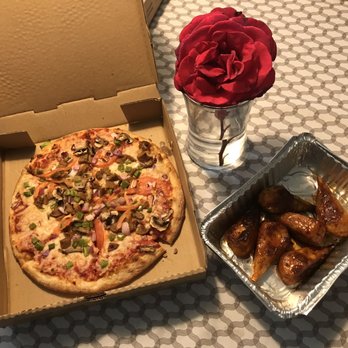 Troy's Italian Kitchen - Vegan gourmet pizza (small) & Vegan wingz (sweet and spicy sauce). Absolutely delicious! - Pizza Near Me - Arlington, Virginia Troy's Italian Kitchen - Vegan gourmet pizza (small) & Vegan wingz (sweet and spicy sauce). Absolutely delicious! - Pizza Near Me - Arlington, Virginia