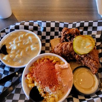 BEAKY S HOT CHICKEN Updated July 2025 86 Photos 97 Reviews 5007 BEAKY S HOT CHICKEN Updated July 2025 86 Photos 97 Reviews 5007