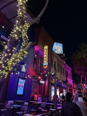 Micky's Weho by null