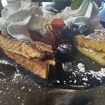 Urban Kitchen - French toast with berry compote - Breakfast & Brunch Near Me - Pleasant Grove, Utah Urban Kitchen - French toast with berry compote - Breakfast & Brunch Near Me - Pleasant Grove, Utah