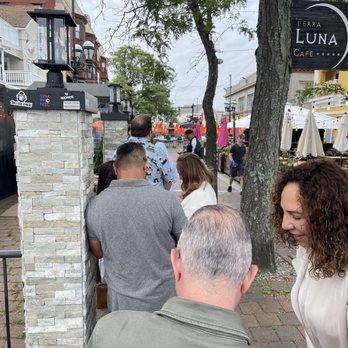 Capri Seafood - waiting in queue - Seafood Near Me - Providence, Rhode Island
