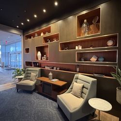 La Voya Brasserie - Seating area