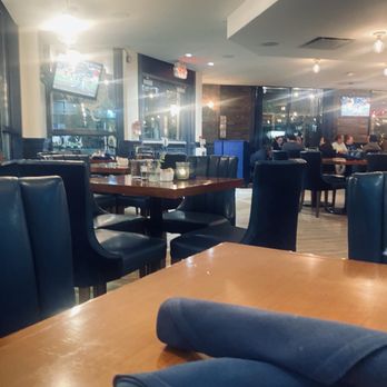 Free Bird - Bars Near Me - Richmond, British Columbia