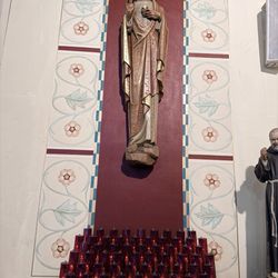 Holy Family Roman Catholic Church