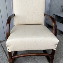 Jill’s Upholstery - Rocking chair in faux leather