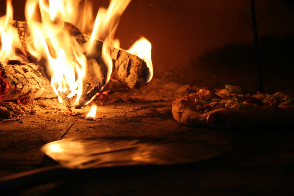 Switchback Pizza Company At Easton Logo