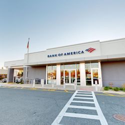 Bank of America Financial Center - Storefront