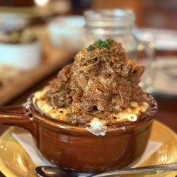 The Hitching Post - Mac and cheese with pulled pork