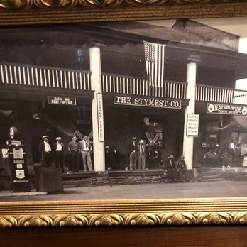 The Brick Store - Old time photo of the store - Ice Cream & Frozen Yogurt Near Me - Bath, New Hampshire The Brick Store - Old time photo of the store - Ice Cream & Frozen Yogurt Near Me - Bath, New Hampshire
