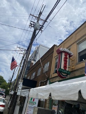 Murray Hill Market by null