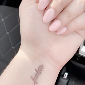 Island Nails Lounge - Nail Salons Near Me - Cypress, Texas