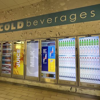 Sunshine Market - a row of vending machines - Convenience Stores Near Me - Okeechobee, Florida