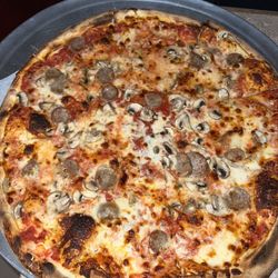 Stromboli's - Sausage & mushroom pizza