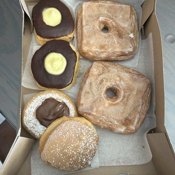 Wongz Donutz - Boston Cream Donut, cronut, French Toast Donut, Nutella Donut - Donuts Near Me - Winchester, California Wongz Donutz - Boston Cream Donut, cronut, French Toast Donut, Nutella Donut - Donuts Near Me - Winchester, California