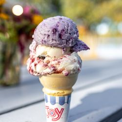 Pine Tree Frosty - Maine Wild Blueberry w/ Maine Black bear ($4/small)