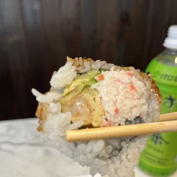 Sushi Kudasai - Tempura Shrimp Sushi Roll - Sushi Bars Near Me - Seattle, Washington