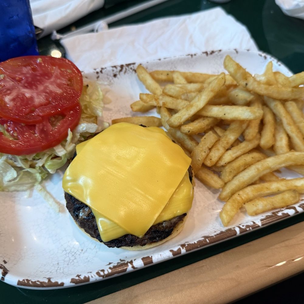 Gator’s Dockside - O Town West - Gator Burger - Sandwiches Near Me - Orlando, Florida