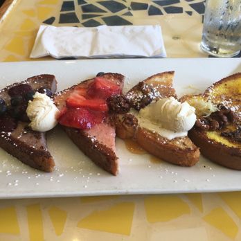 Batter & Berries - French Toast Flight - Breakfast & Brunch Near Me - Chicago, Illinois