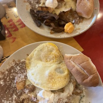 Los Chilakillers - Lone star and longhorn - Mexican Near Me - Austin, Texas