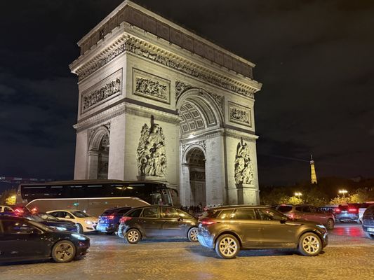Arc de Triomphe by null Arc de Triomphe by null