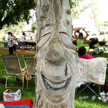 Philip Marx Central Park - Happy tree - Parks Near Me - Tehachapi, California